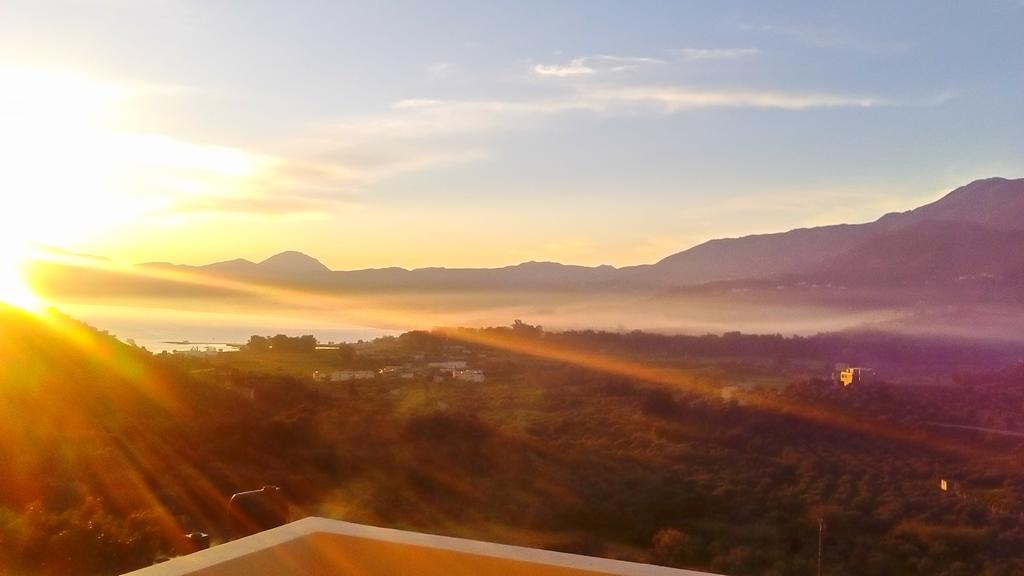 Aloe Villa Chania Crete เยโอริยิอูโปลิส ภายนอก รูปภาพ